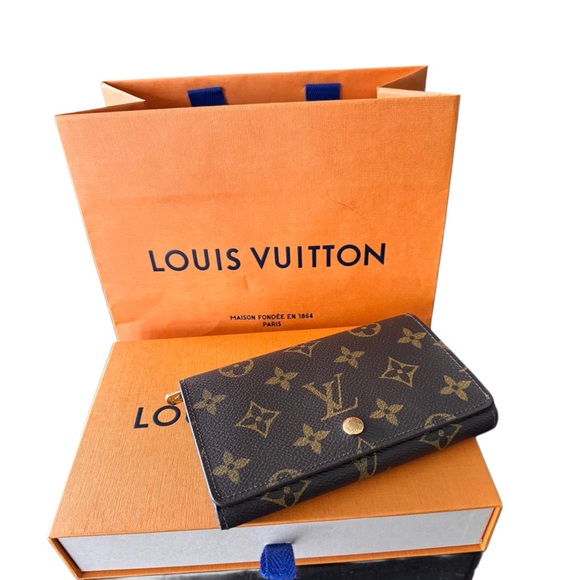 EUC Louis Vuitton Porte-monnaie Brown with Box - Picture 1 of 16